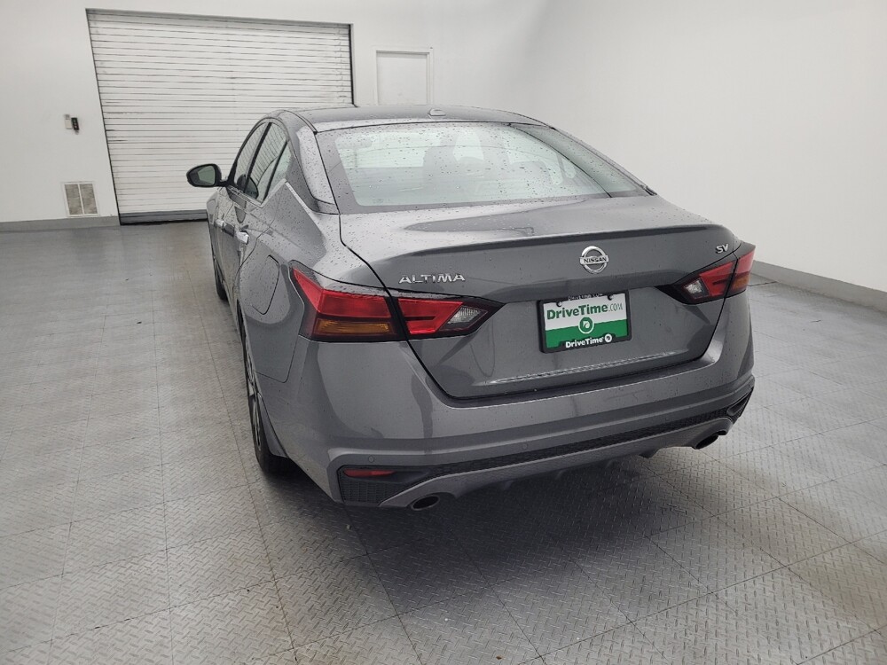 2019 Nissan Altima in Raleigh, NC 27604 - 18122233 6