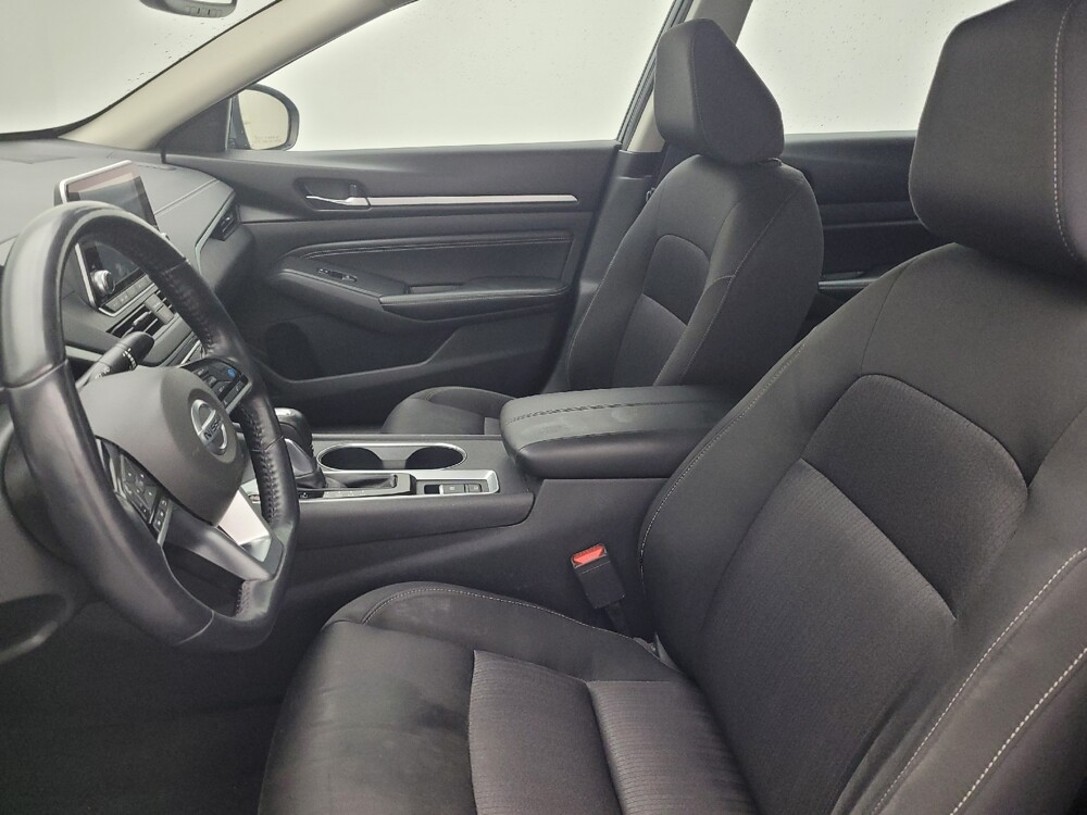 2019 Nissan Altima in Raleigh, NC 27604 - 18122233 17