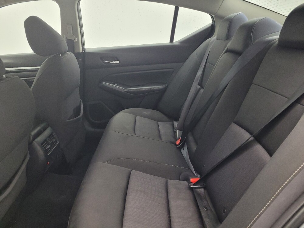 2019 Nissan Altima in Raleigh, NC 27604 - 18122233 18