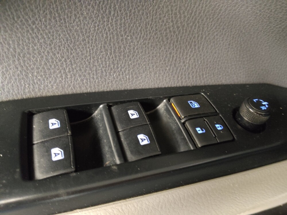 2020 Toyota Camry in Fayetteville, NC 28304 - 18122234 27