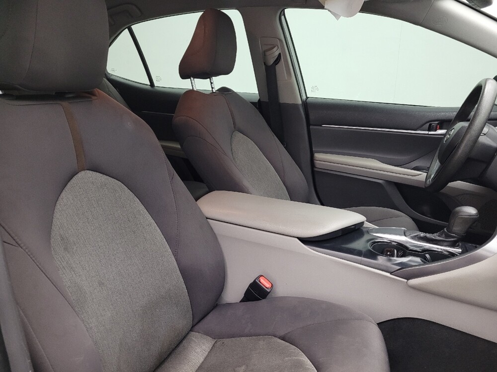 2020 Toyota Camry in Fayetteville, NC 28304 - 18122234 21