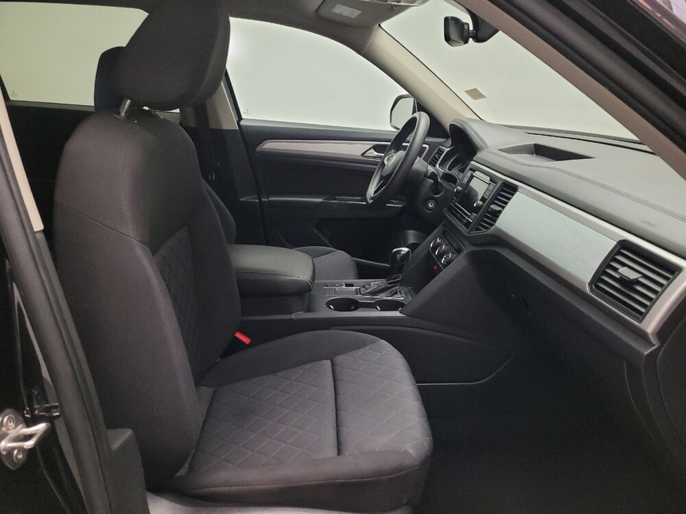 2021 Volkswagen Atlas in Downey, CA 90241 - 18122241 21