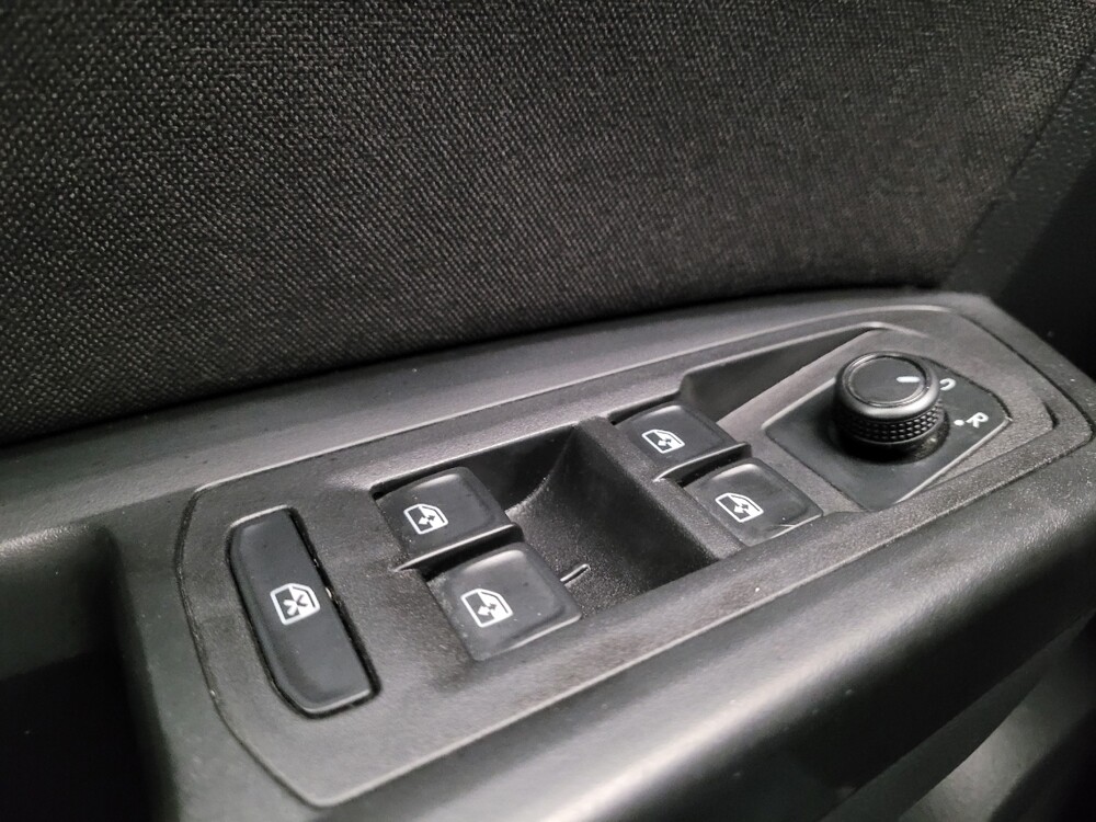 2021 Volkswagen Atlas in Downey, CA 90241 - 18122241 27