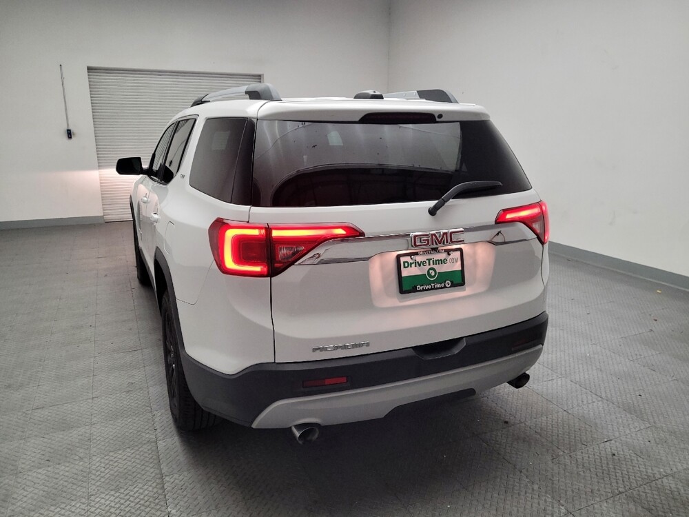 2018 GMC Acadia in Riverside, CA 92504 - 18122243 6