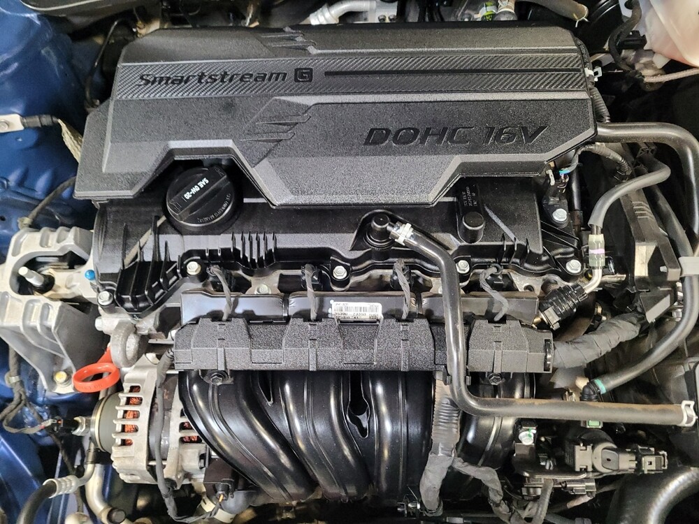 2021 Hyundai Elantra in Riverside, CA 92504 - 18122246 30