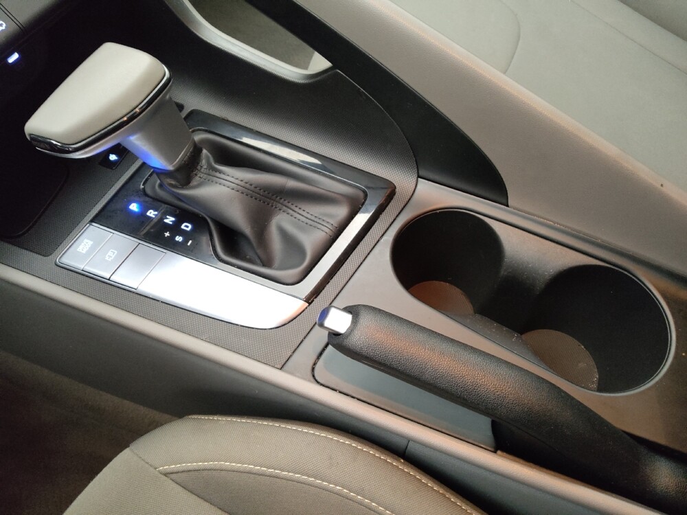 2025 Hyundai Elantra in Denver, CO 80012 - 18122247 26