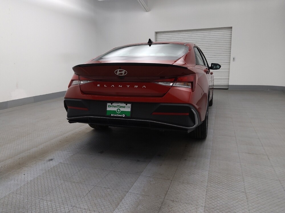 2025 Hyundai Elantra in Denver, CO 80012 - 18122247 7