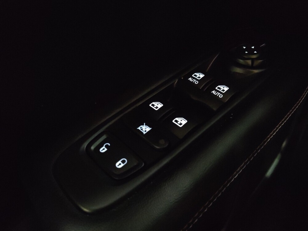 2019 Jeep Compass in Kissimmee, FL 34744 - 18122249 27