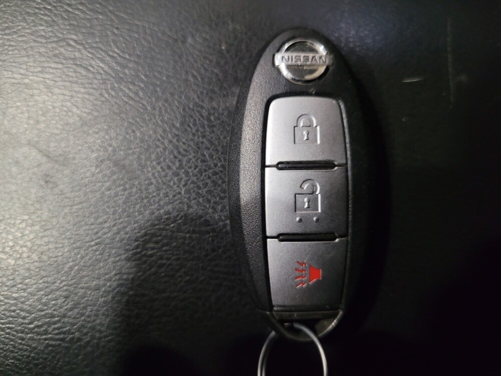 2016 Nissan Rogue in Pittsburgh, PA 15236 - 18122255 32