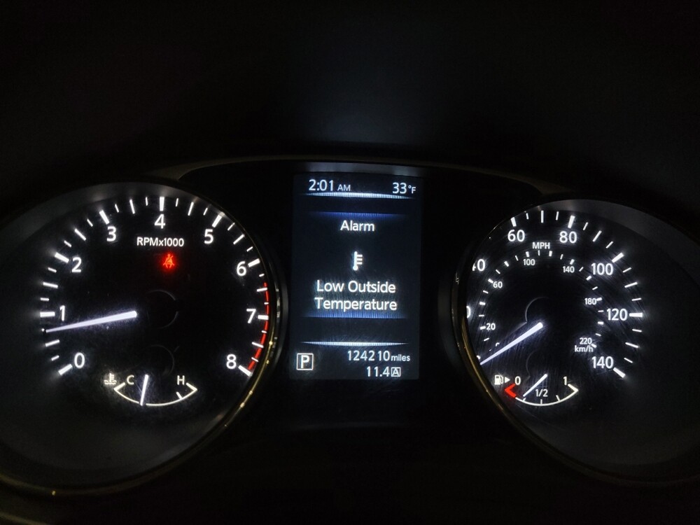 2016 Nissan Rogue in Pittsburgh, PA 15236 - 18122255 23