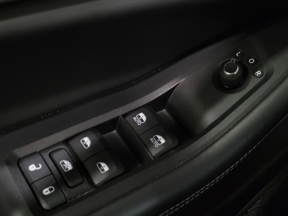 2022 Jeep Grand Cherokee L in Pittsburgh, PA 15236 - 18122257 27