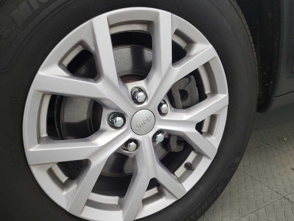 2022 Jeep Grand Cherokee L in Pittsburgh, PA 15236 - 18122257 31