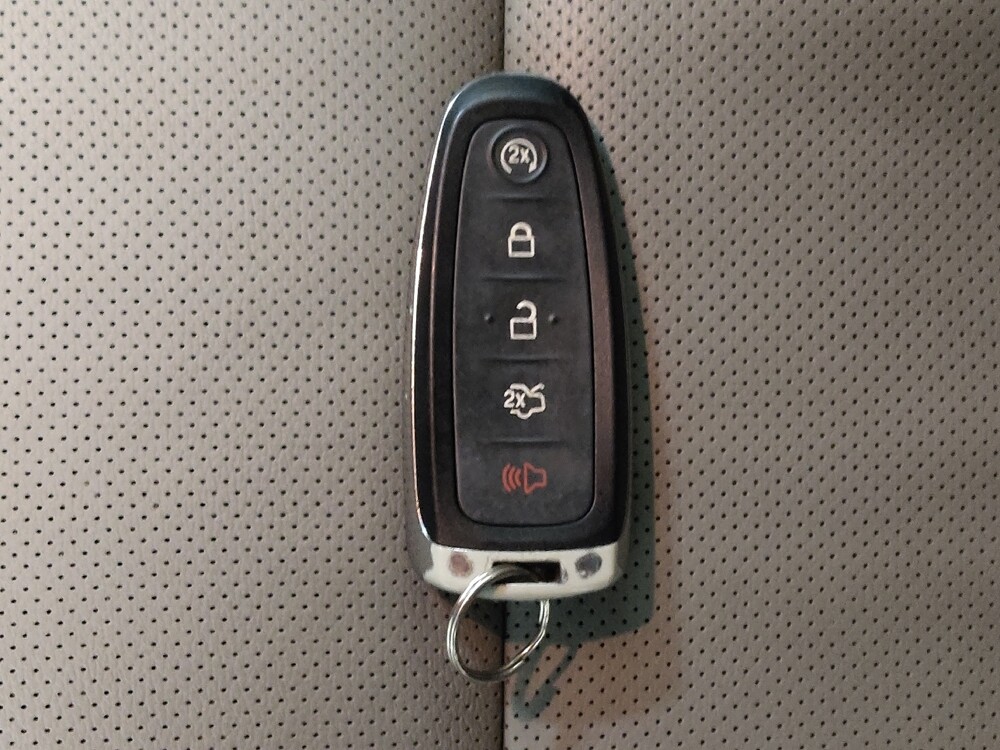 2019 Ford Flex in Cincinnati, OH 45255 - 18122262 32