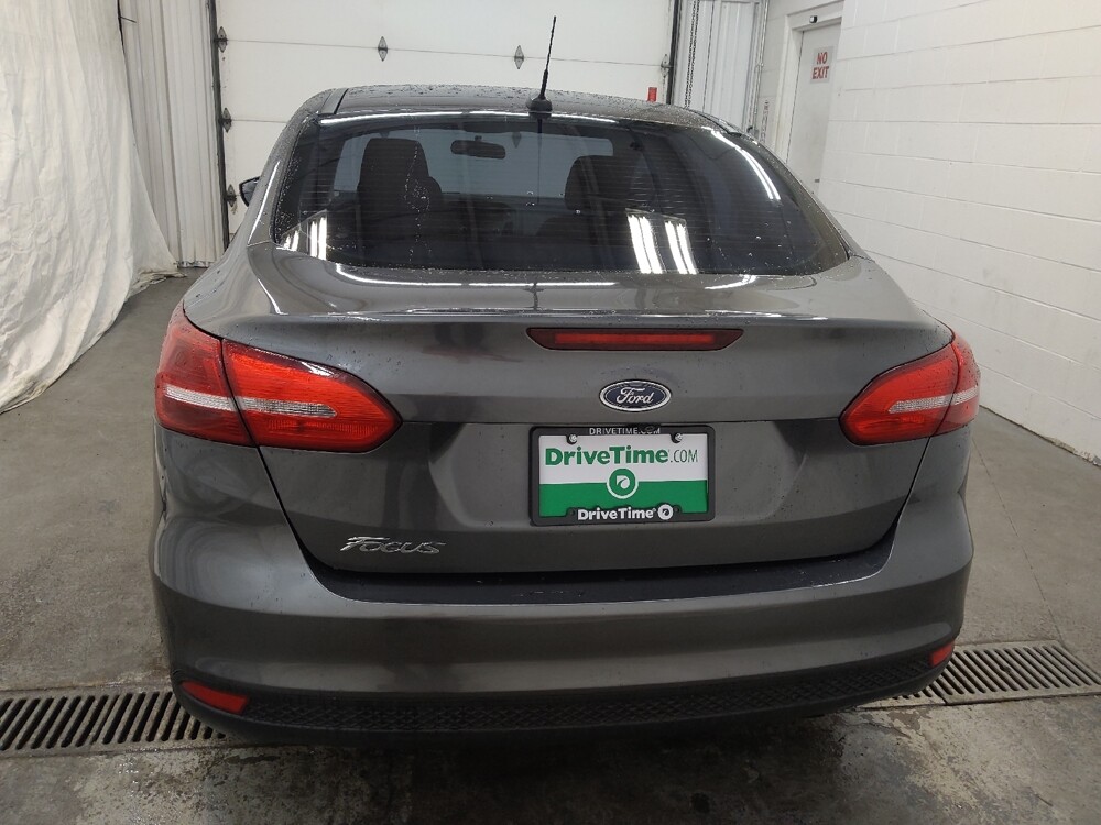 2017 Ford Focus in Fairfield, OH 45014 - 18122265 6
