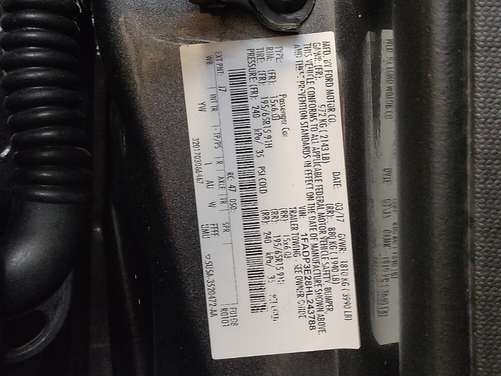 2017 Ford Focus in Fairfield, OH 45014 - 18122265 33