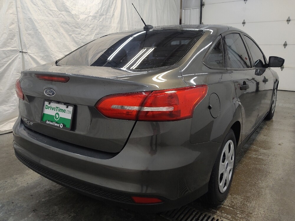 2017 Ford Focus in Fairfield, OH 45014 - 18122265 9