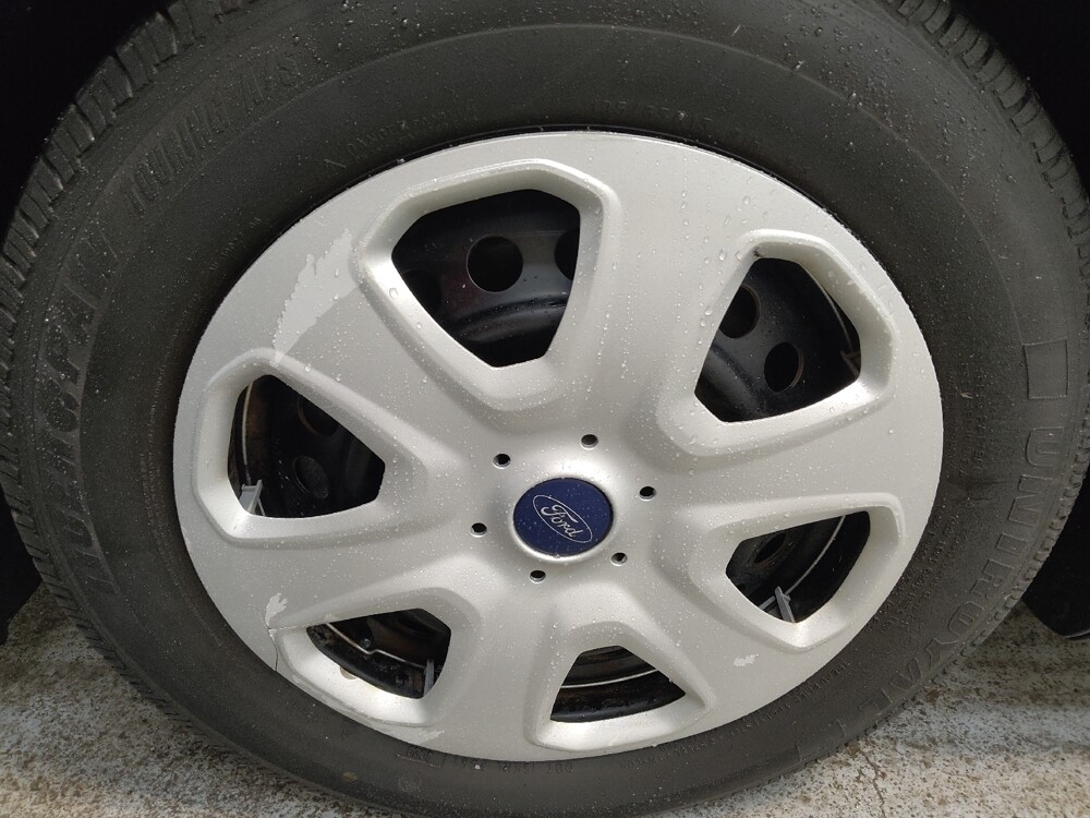 2017 Ford Focus in Fairfield, OH 45014 - 18122265 31