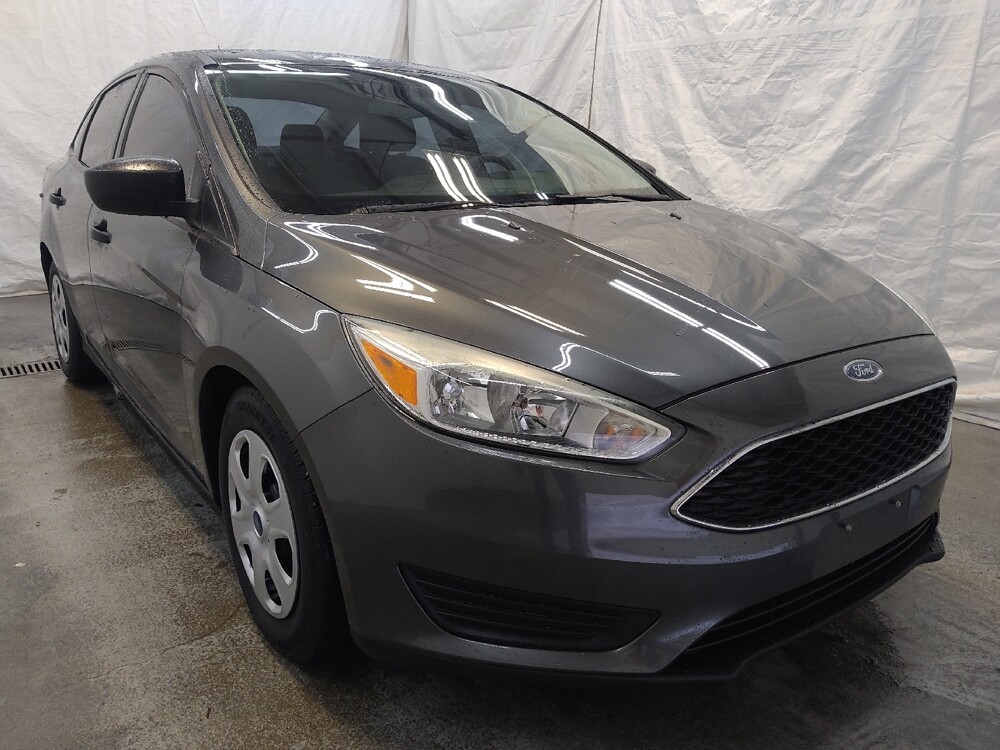 2017 Ford Focus in Fairfield, OH 45014 - 18122265 13