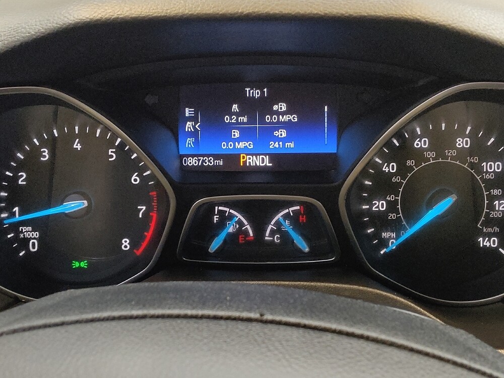 2017 Ford Focus in Fairfield, OH 45014 - 18122265 23