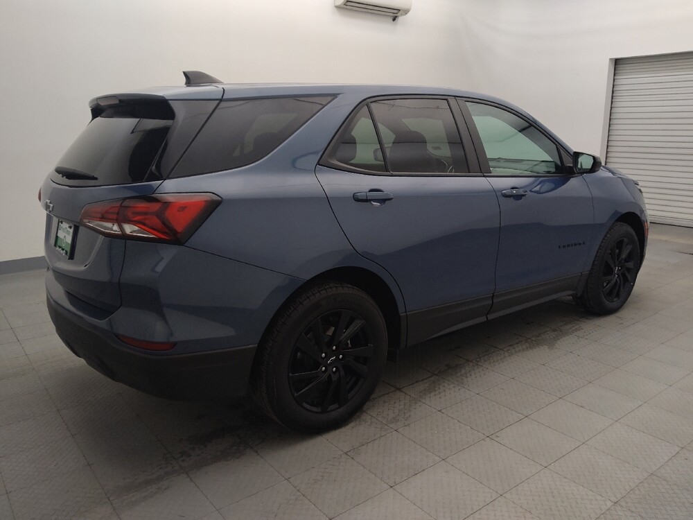 2024 Chevrolet Equinox in Houston, TX 77074 - 18122276 10