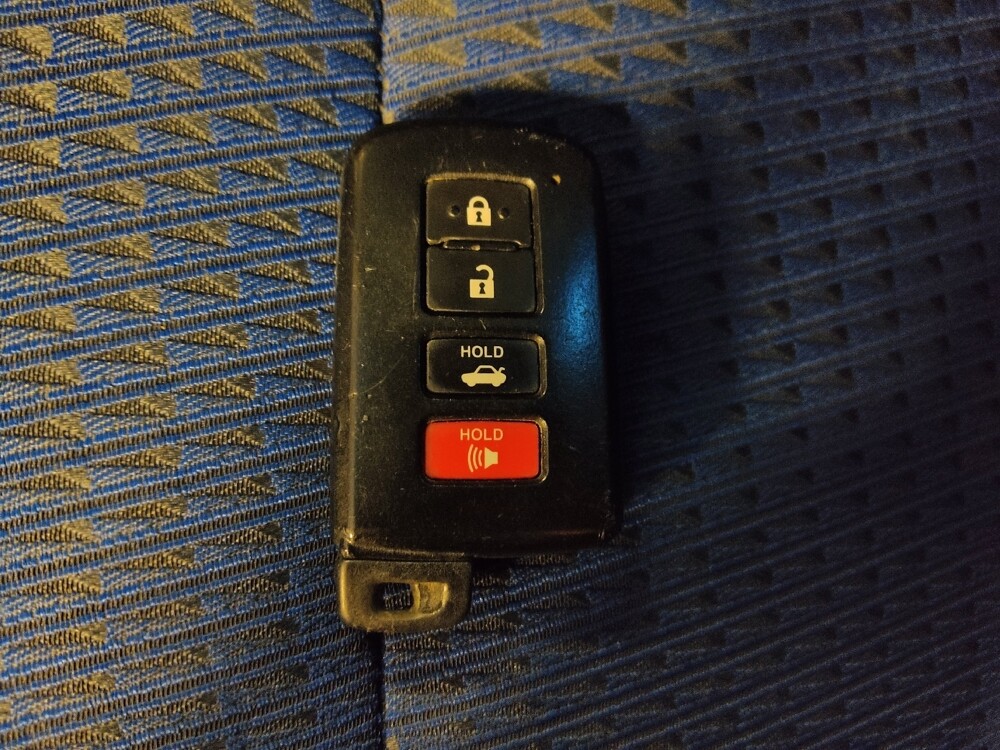 2016 Toyota Camry in Houston, TX 77034 - 18122277 32