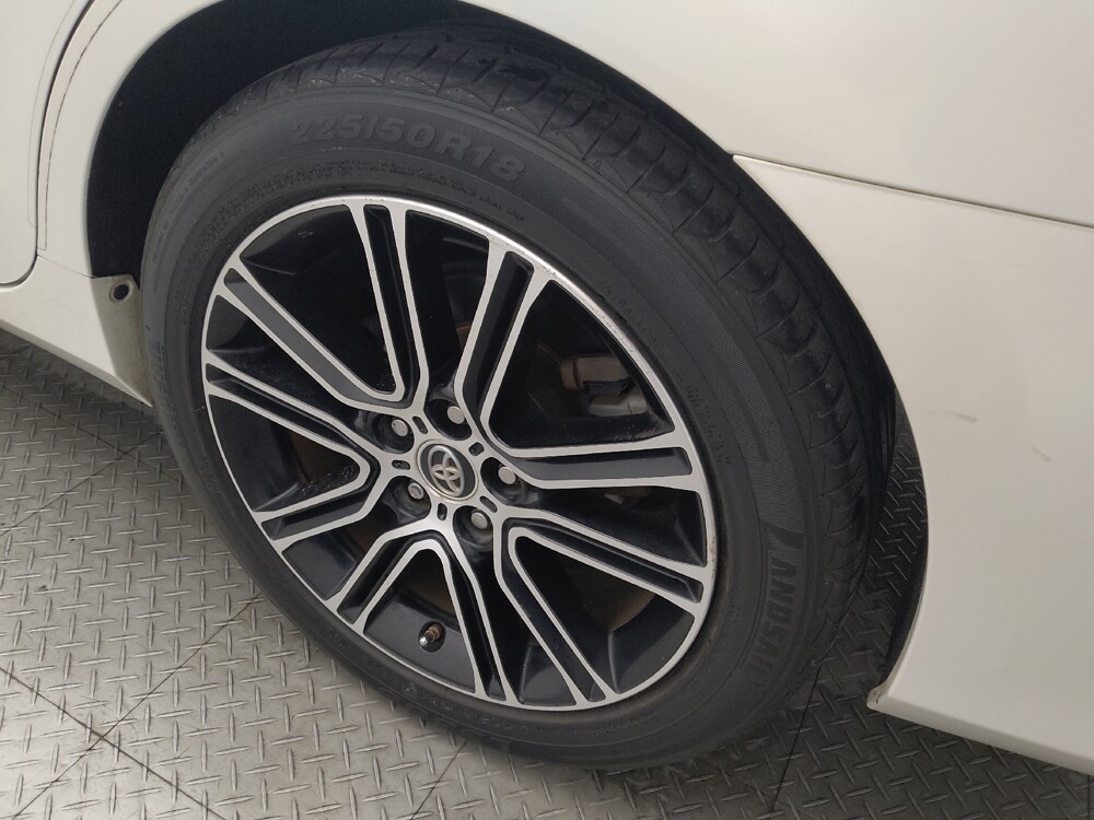 2016 Toyota Camry in Houston, TX 77034 - 18122277 31