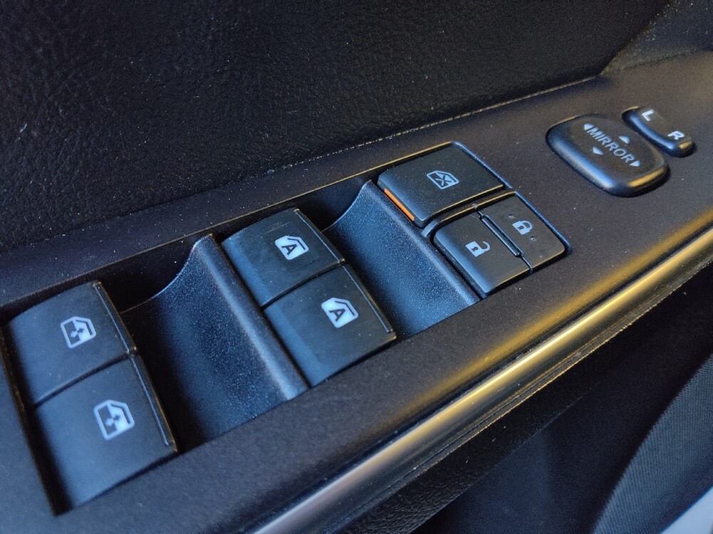 2016 Toyota Camry in Houston, TX 77034 - 18122277 27