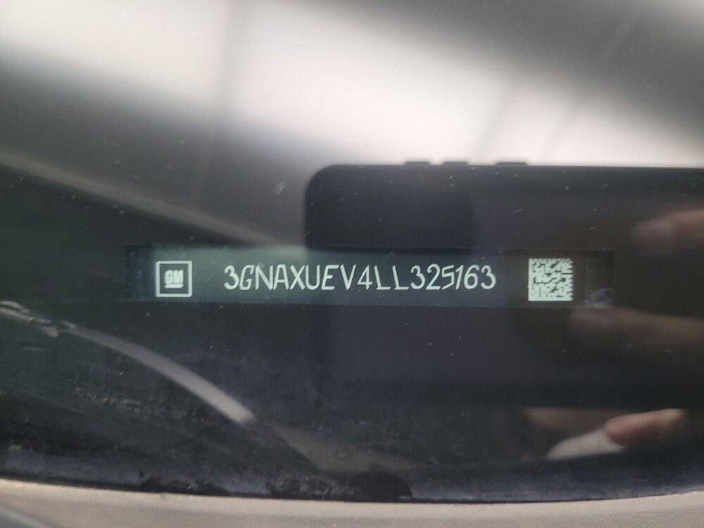 2020 Chevrolet Equinox in Ft Wayne, IN 46805 - 18122279 33