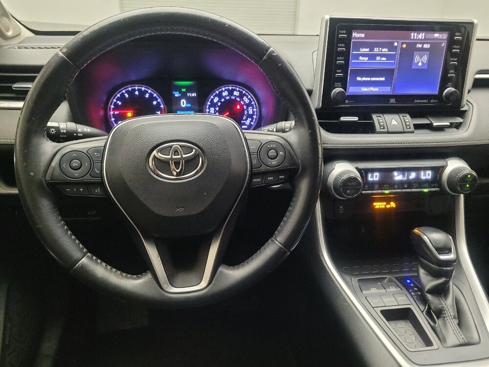 2019 Toyota RAV4 in Montclair, CA 91763 - 18122280 22