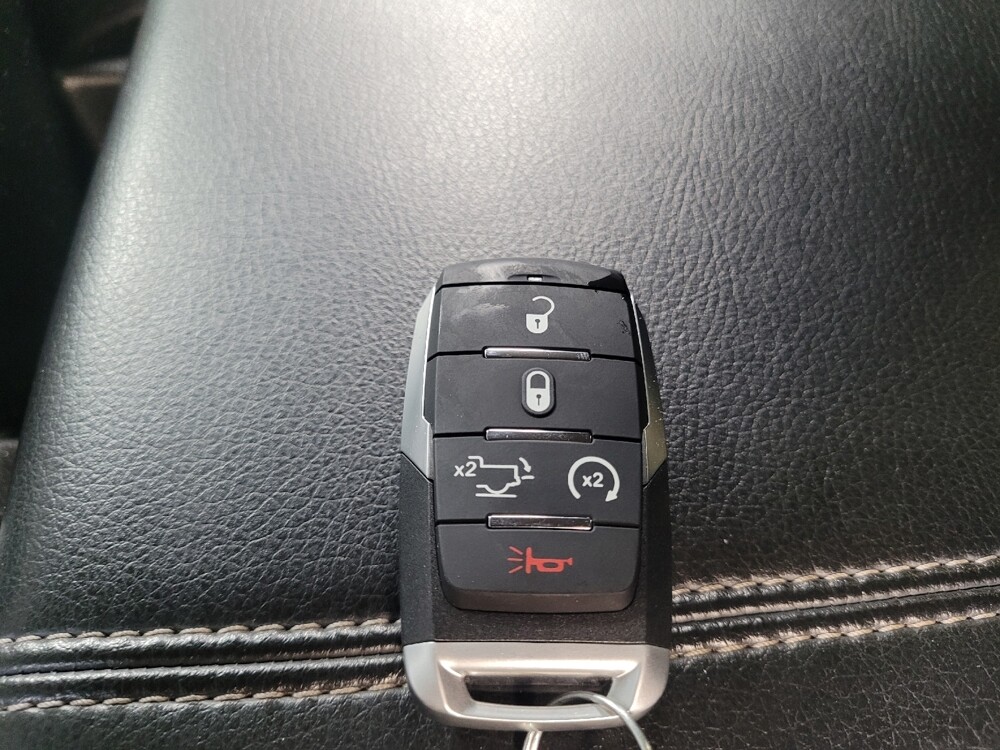 2019 RAM 1500 in Bradenton, FL 34207 - 18122281 32