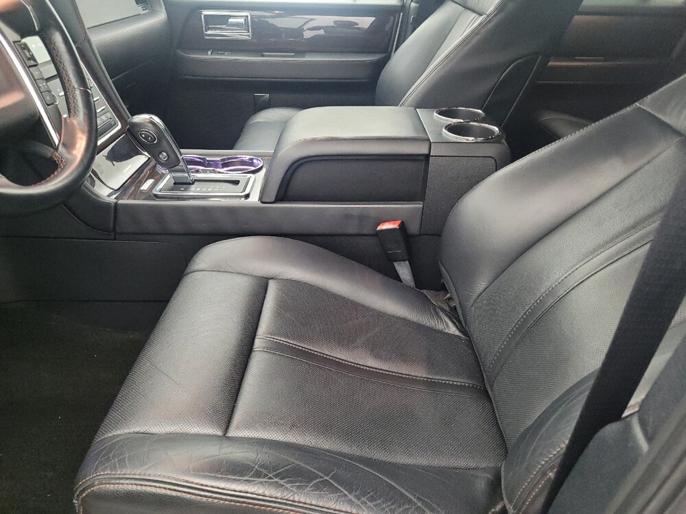 2017 Lincoln Navigator in Bradenton, FL 34207 - 18122283 17