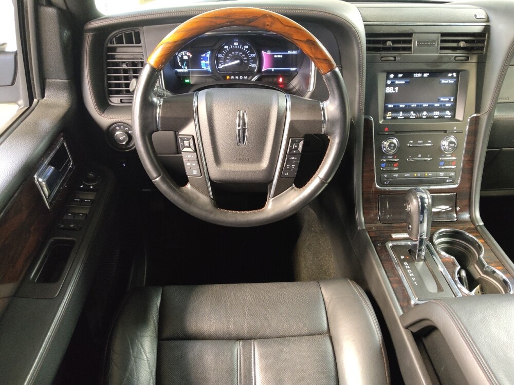 2017 Lincoln Navigator in Bradenton, FL 34207 - 18122283 22