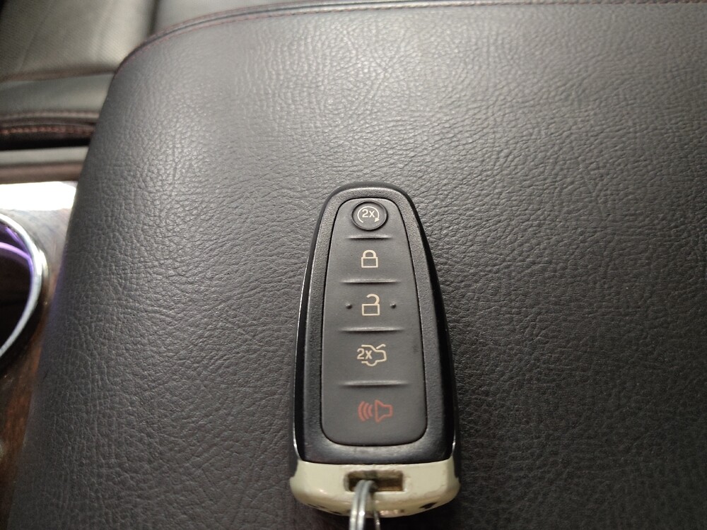 2017 Lincoln Navigator in Bradenton, FL 34207 - 18122283 32