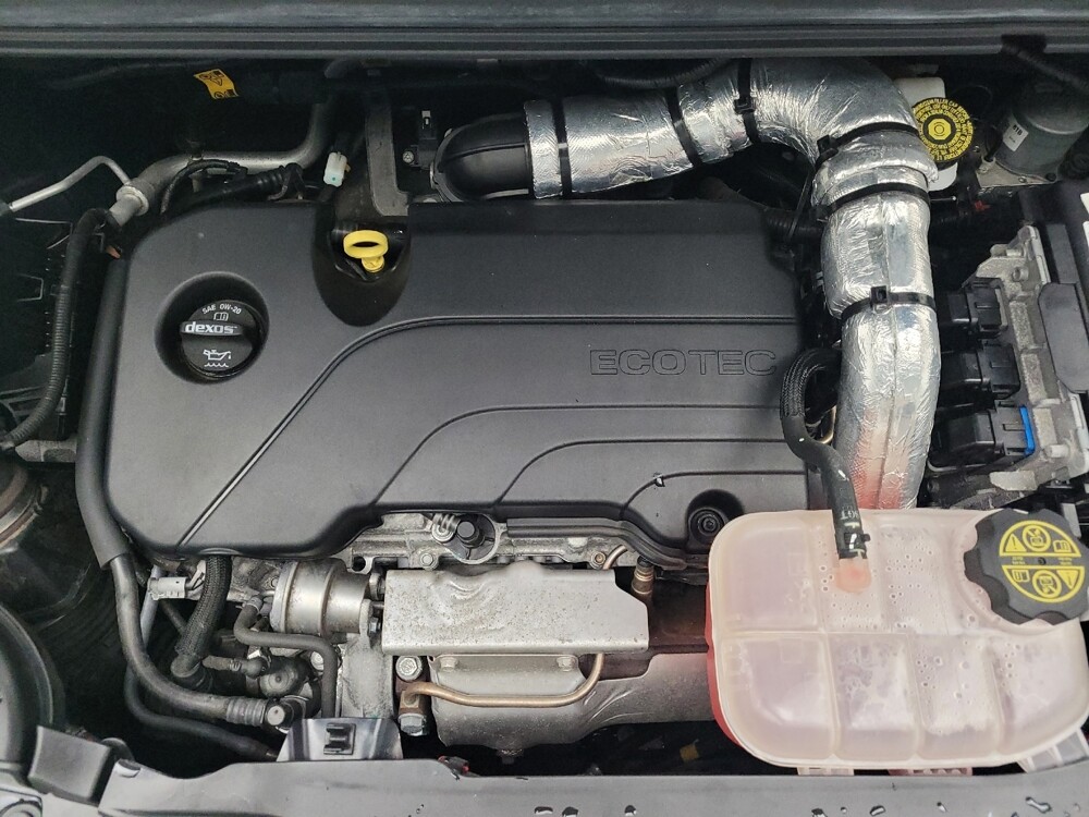 2022 Buick Encore in Grand Rapids, MI 49508 - 18122284 30