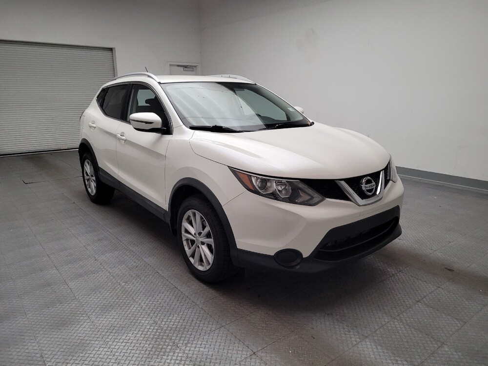 2017 Nissan Rogue Sport in Riverside, CA 92504 - 18122290 13
