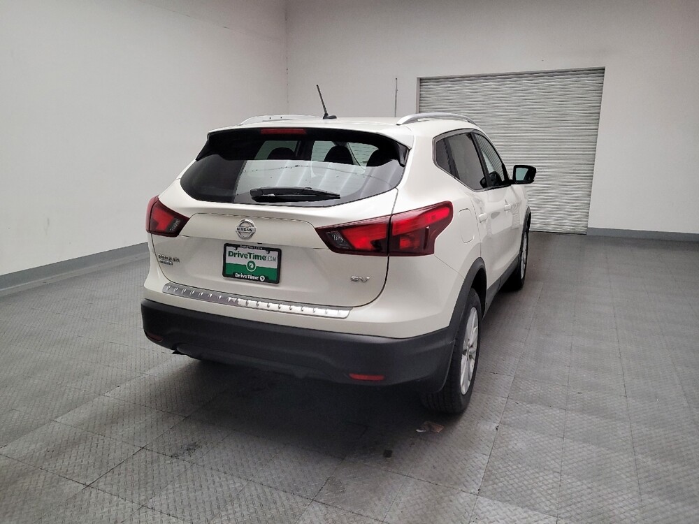 2017 Nissan Rogue Sport in Riverside, CA 92504 - 18122290 7