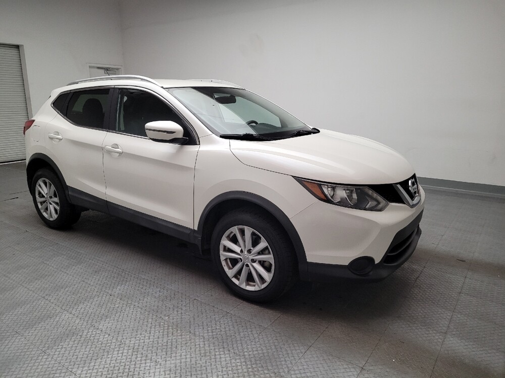 2017 Nissan Rogue Sport in Riverside, CA 92504 - 18122290 11