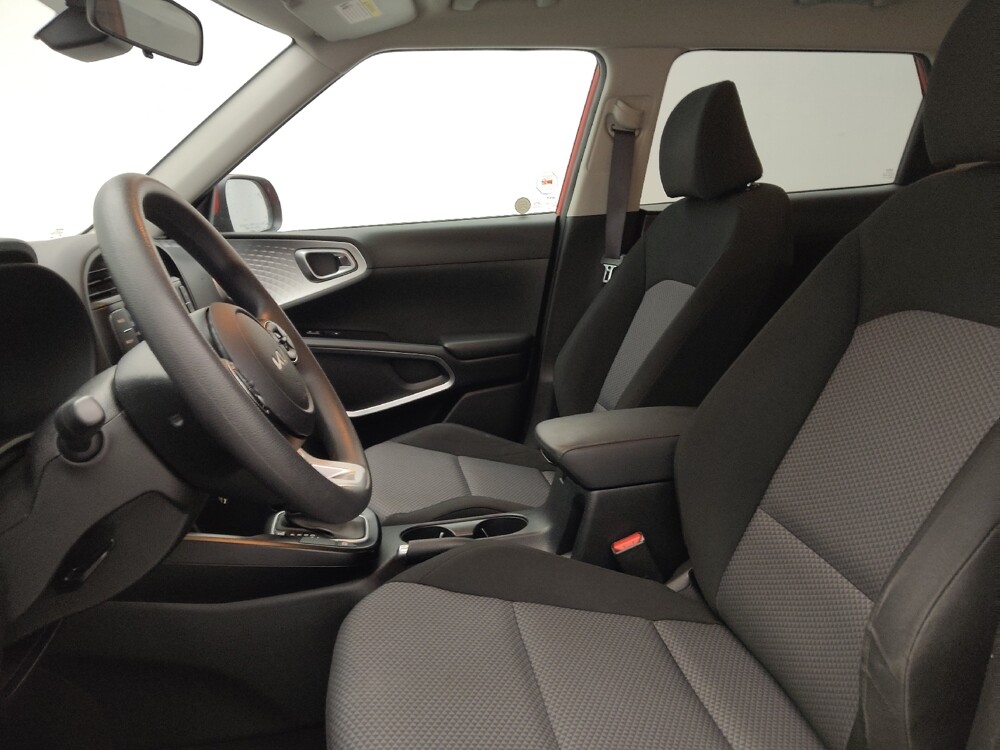 2022 Kia Soul in Charlotte, NC 28213 - 18122297 17