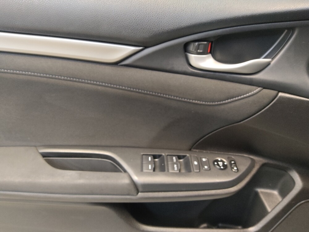 2017 Honda Civic in Cincinnati, OH 45255 - 18122302 27