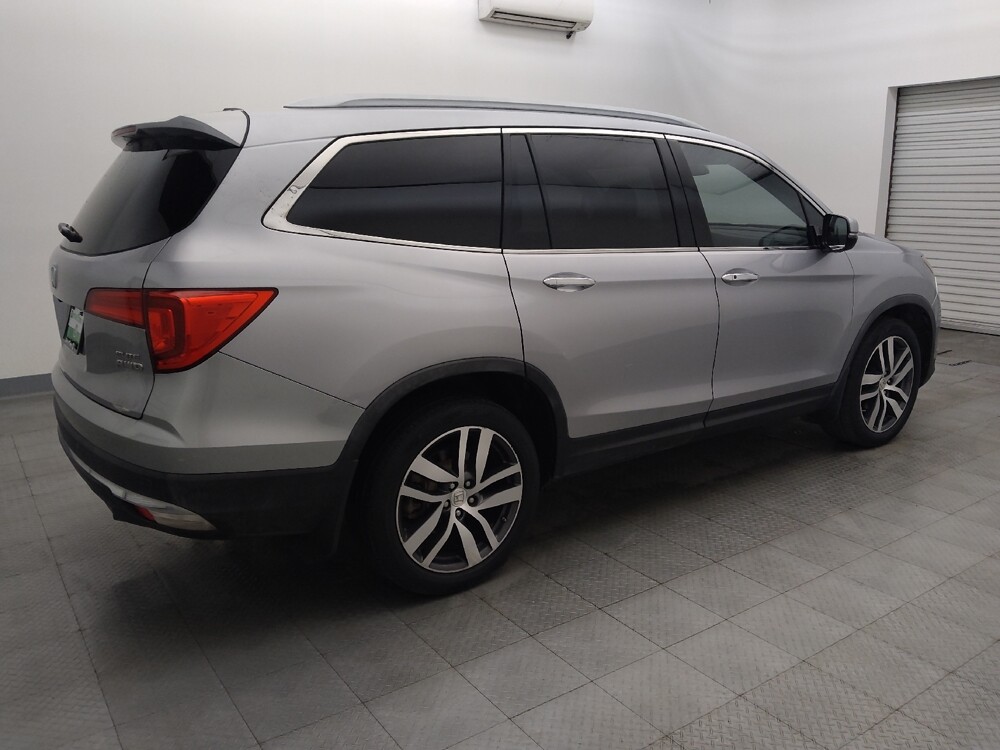2018 Honda Pilot in Round Rock, TX 78664 - 18122305 10