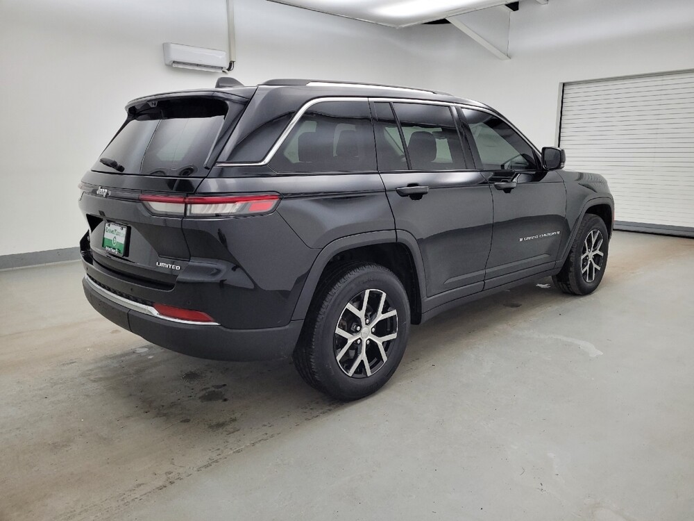 2023 Jeep Grand Cherokee in Maple Heights, OH 44137 - 18122306 10