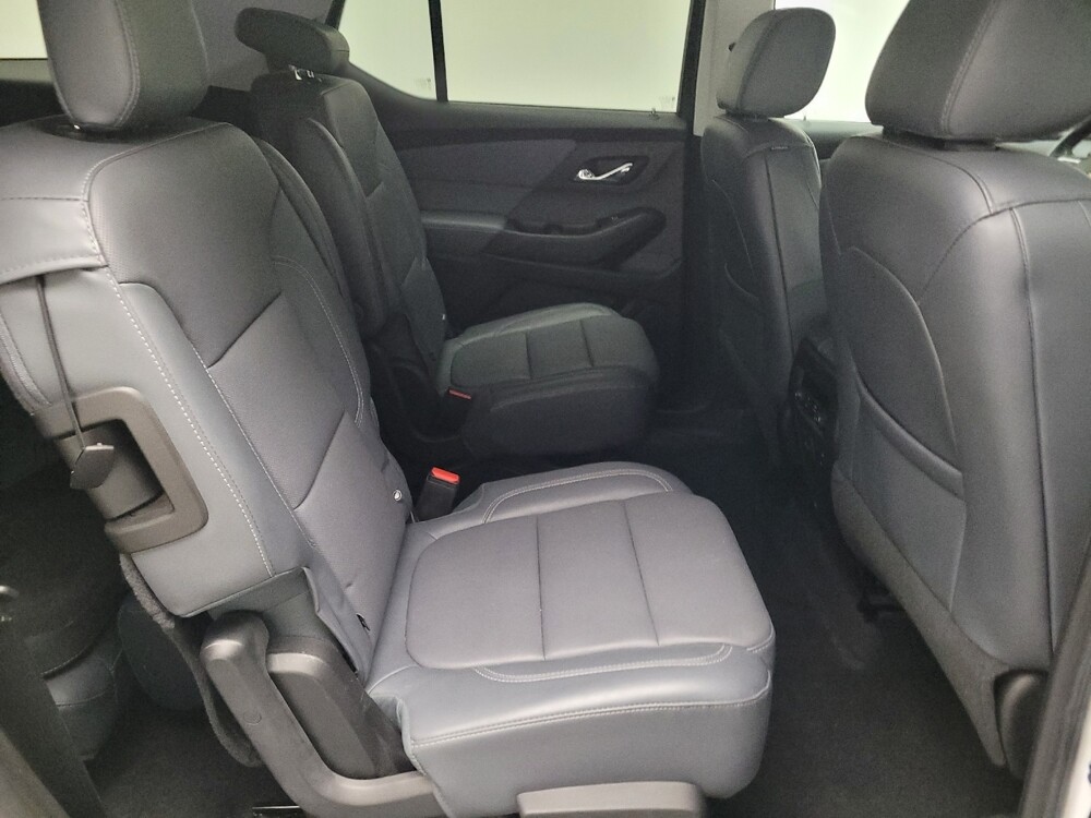 2018 Chevrolet Traverse in Riverside, CA 92504 - 18122310 19