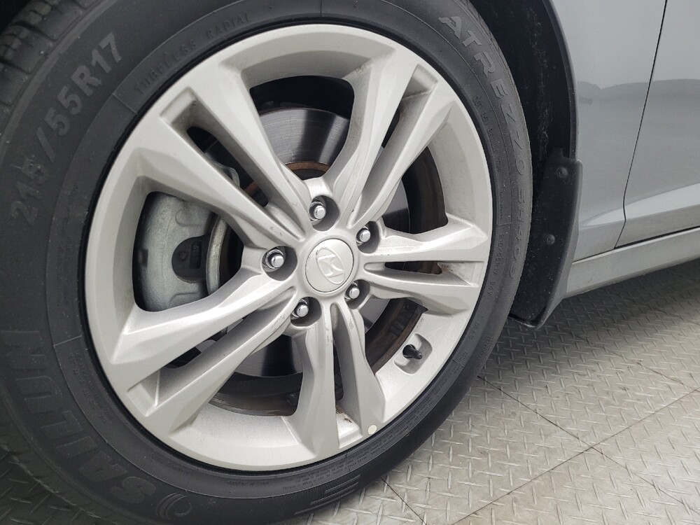 2018 Hyundai Sonata in Kissimmee, FL 34744 - 18122313 31