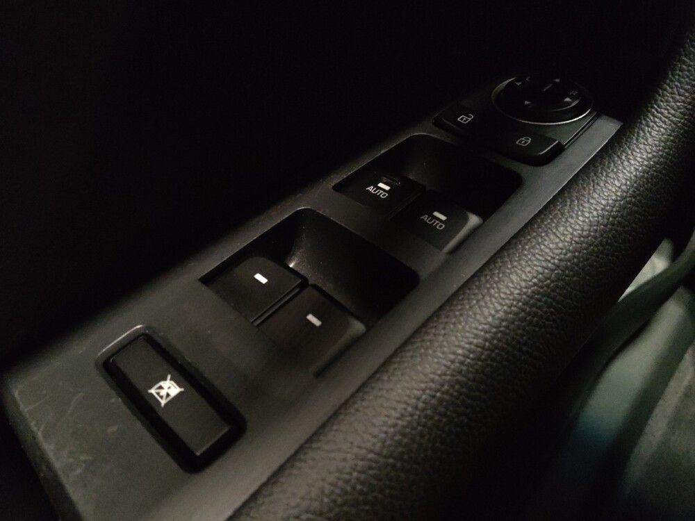 2018 Hyundai Sonata in Kissimmee, FL 34744 - 18122313 27