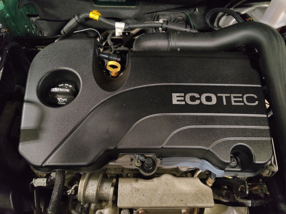 2019 Chevrolet Equinox in Savannah, GA 31419 - 18122317 30