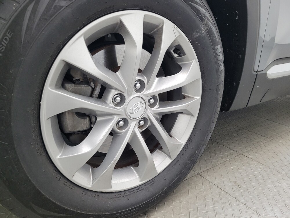 2019 Hyundai Santa Fe in Savannah, GA 31419 - 18122318 31