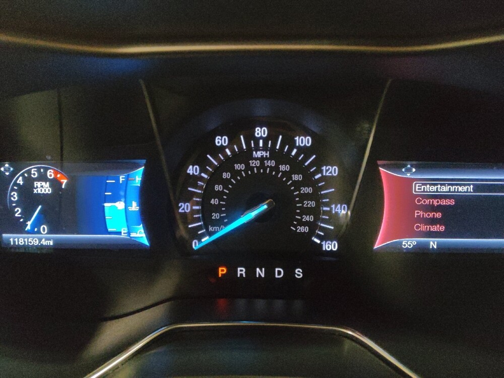 2016 Ford Fusion in Savannah, GA 31419 - 18122320 23