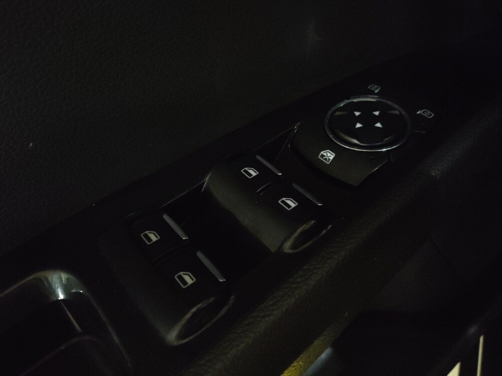 2016 Ford Fusion in Savannah, GA 31419 - 18122320 27