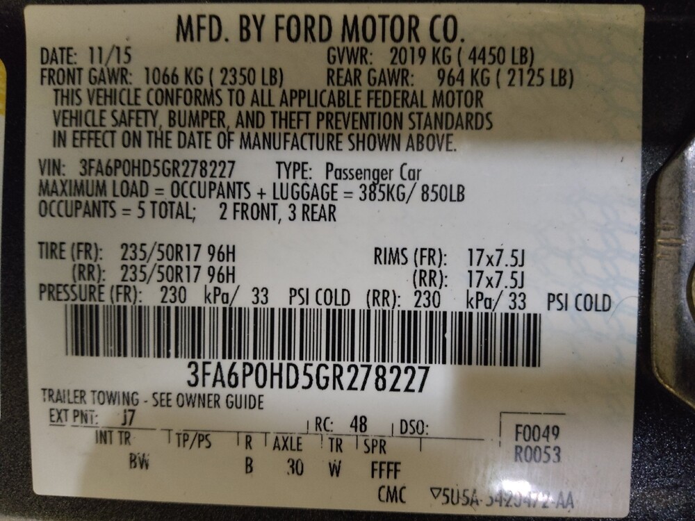 2016 Ford Fusion in Savannah, GA 31419 - 18122320 33