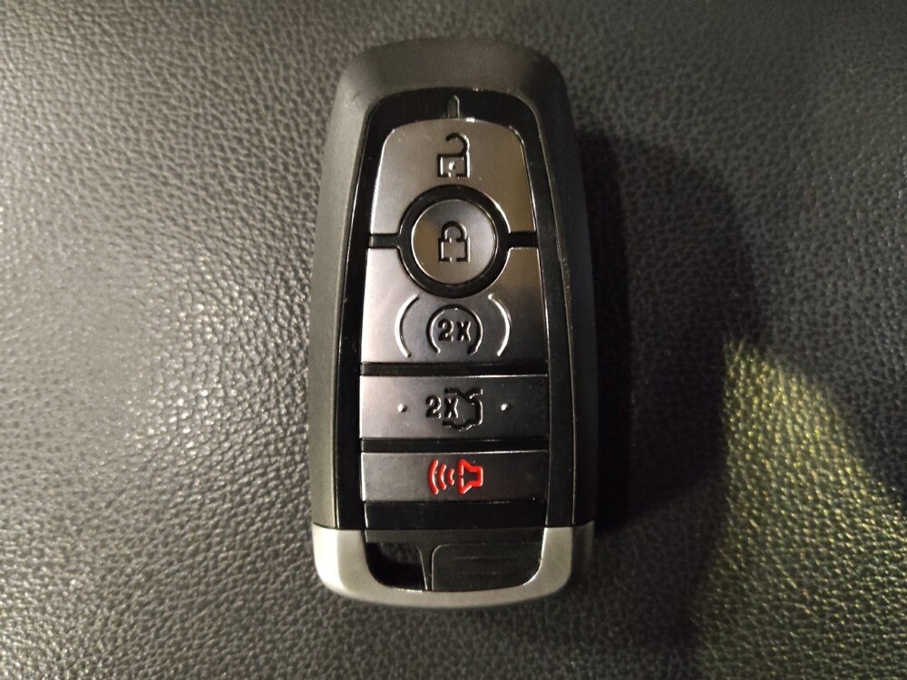 2016 Ford Fusion in Savannah, GA 31419 - 18122320 32